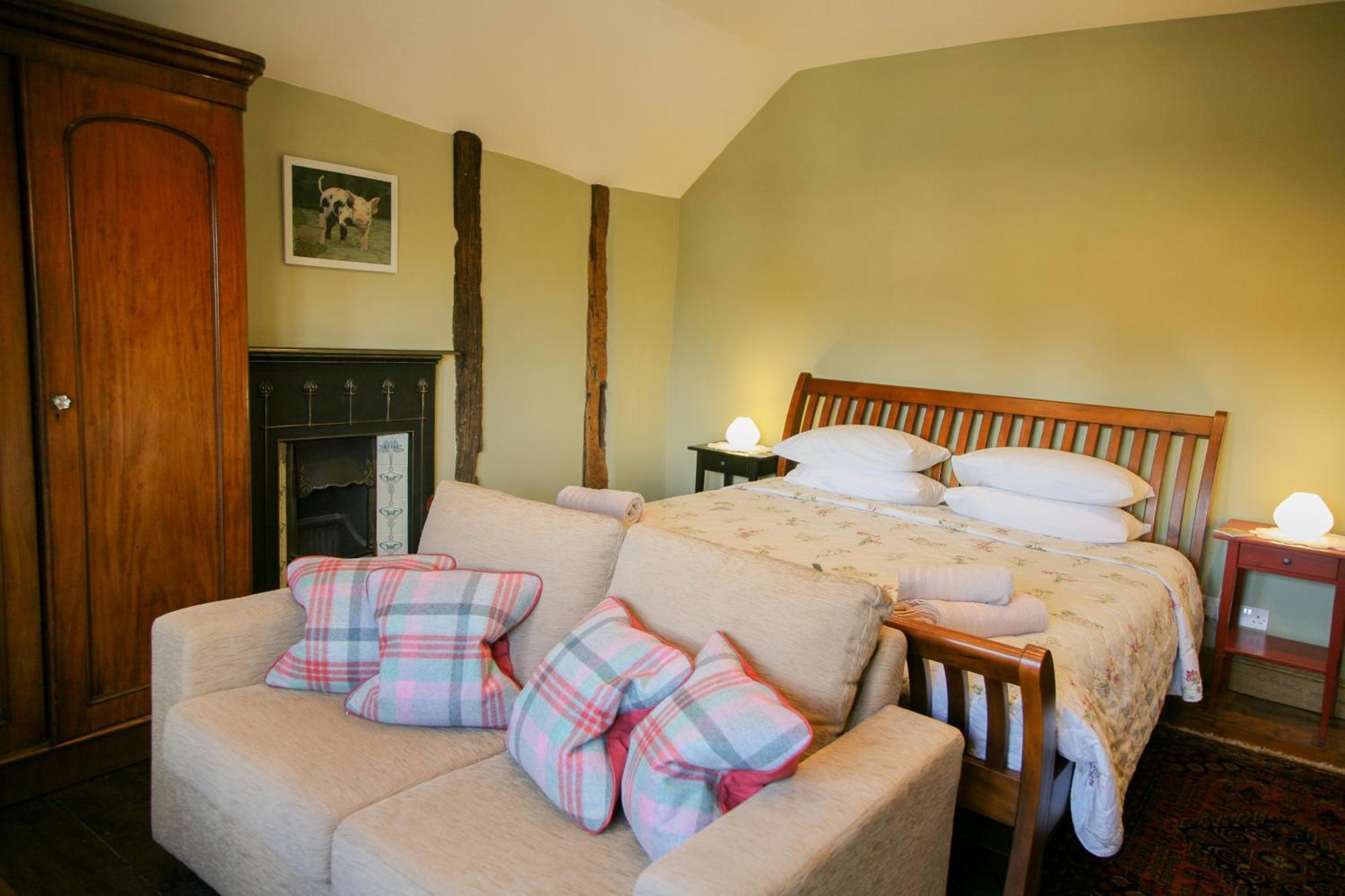 Huntlands Farm Bed & Breakfast Bromyard Exterior photo